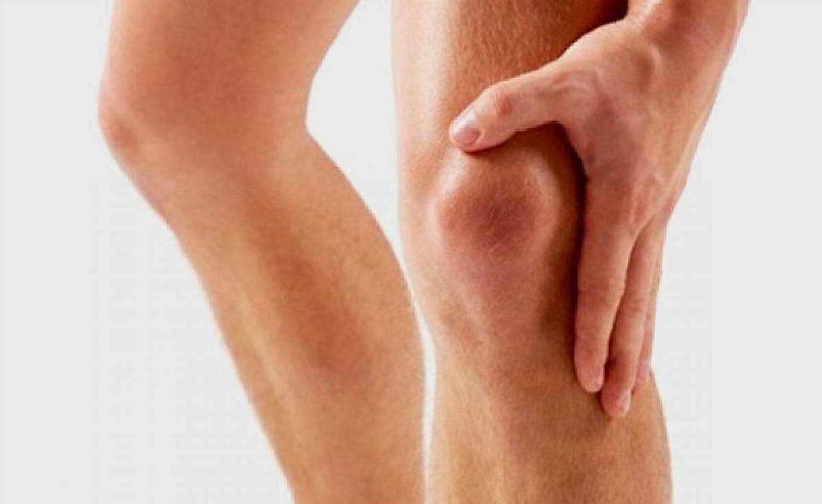 dolor en la parte inferior de la rotula de la rodilla